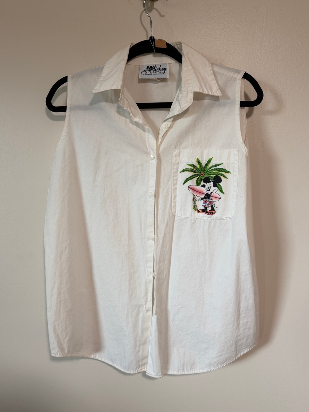 vintage disney mickey mouse surfboard sleeveless collared button up tank top M
